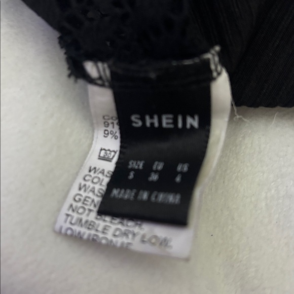 SHEIN ribbed tube top - Picture 4 of 5